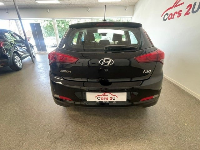 Sort Hyundai i20 fra 2017
