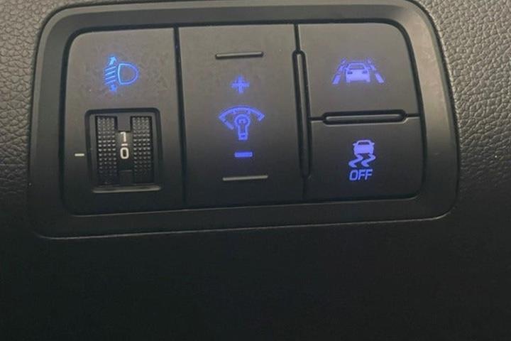 Sort Hyundai i20 fra 2017