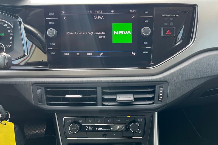 Sort VW Polo fra 2021
