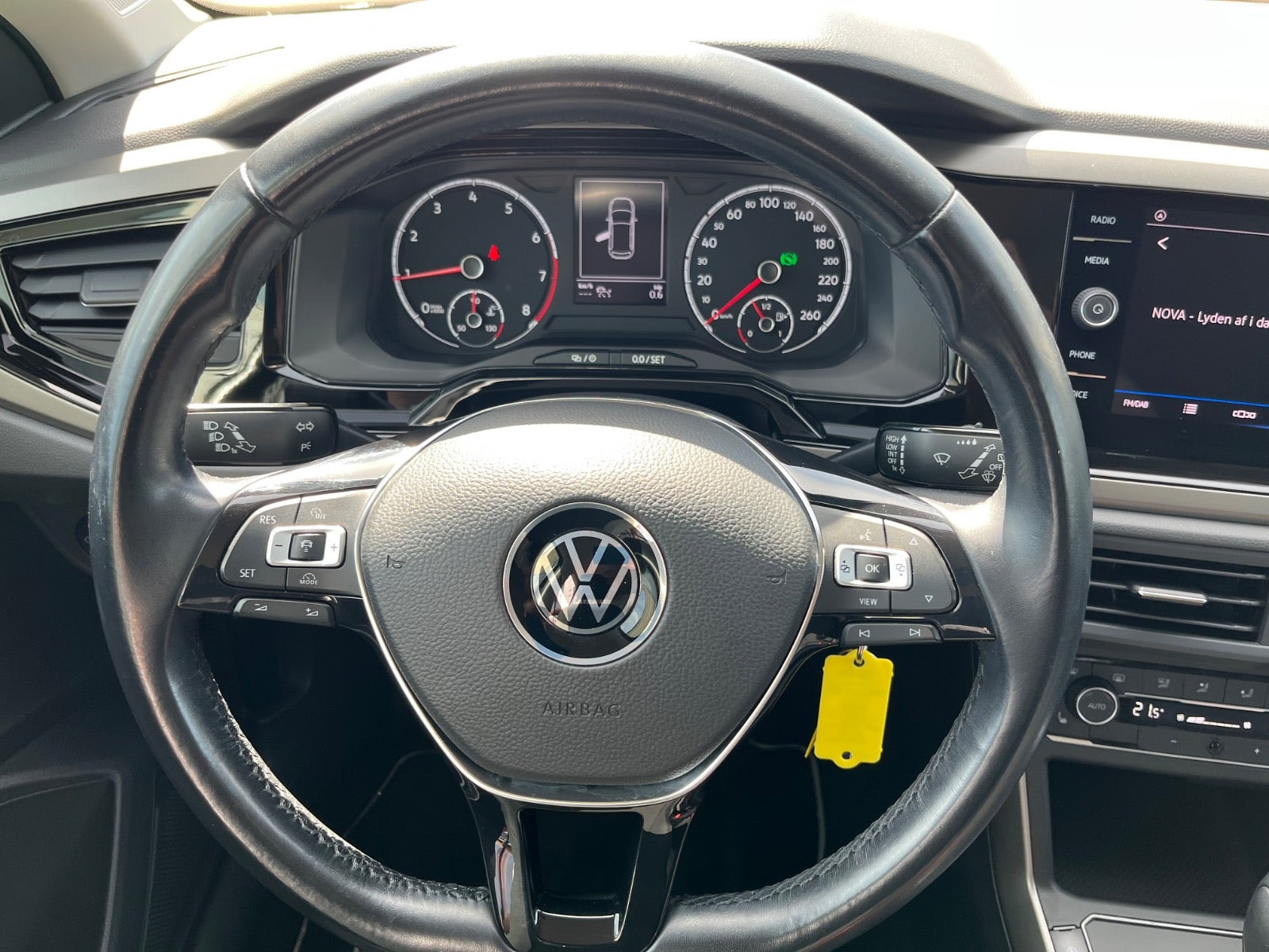 Sort VW Polo fra 2021