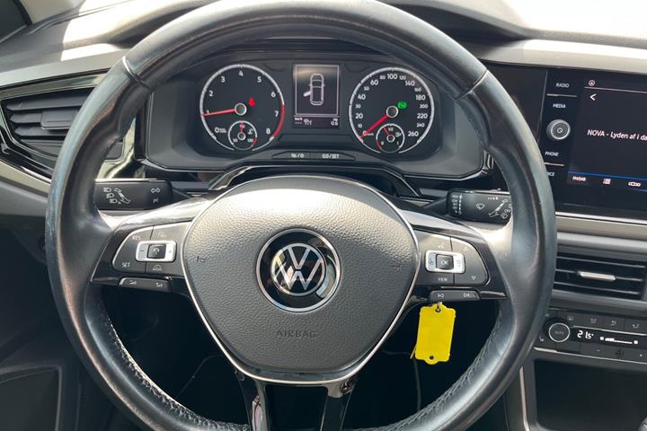 Sort VW Polo fra 2021