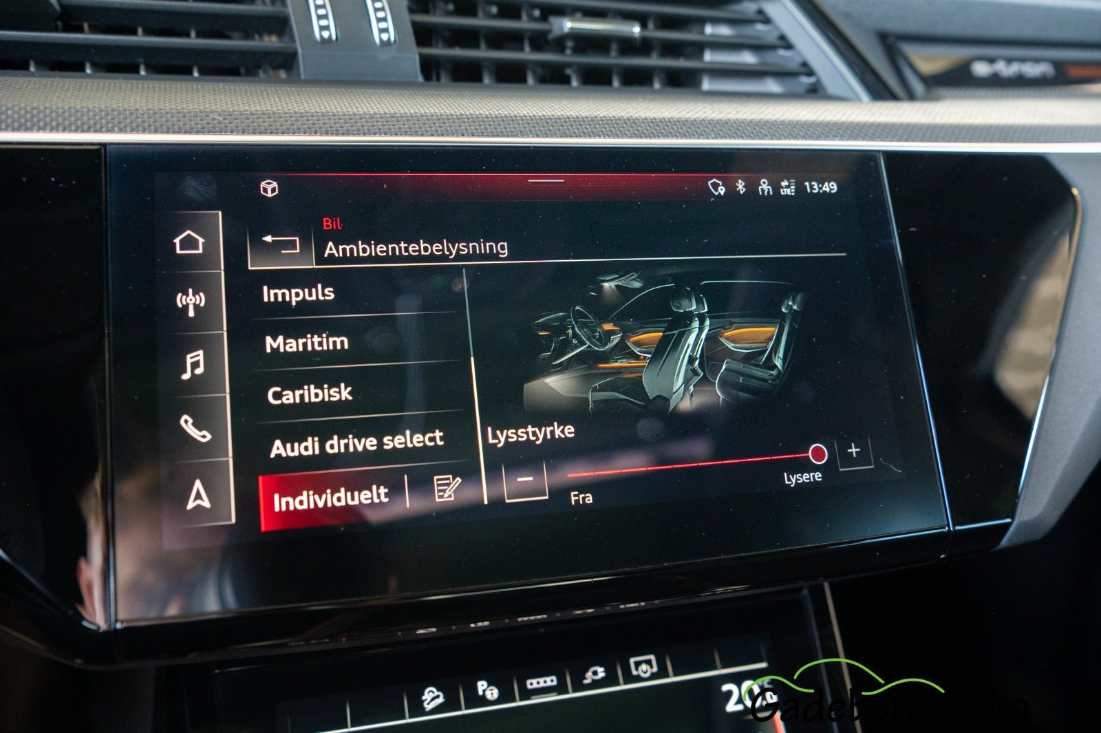 Sort Audi e-tron fra 2023
