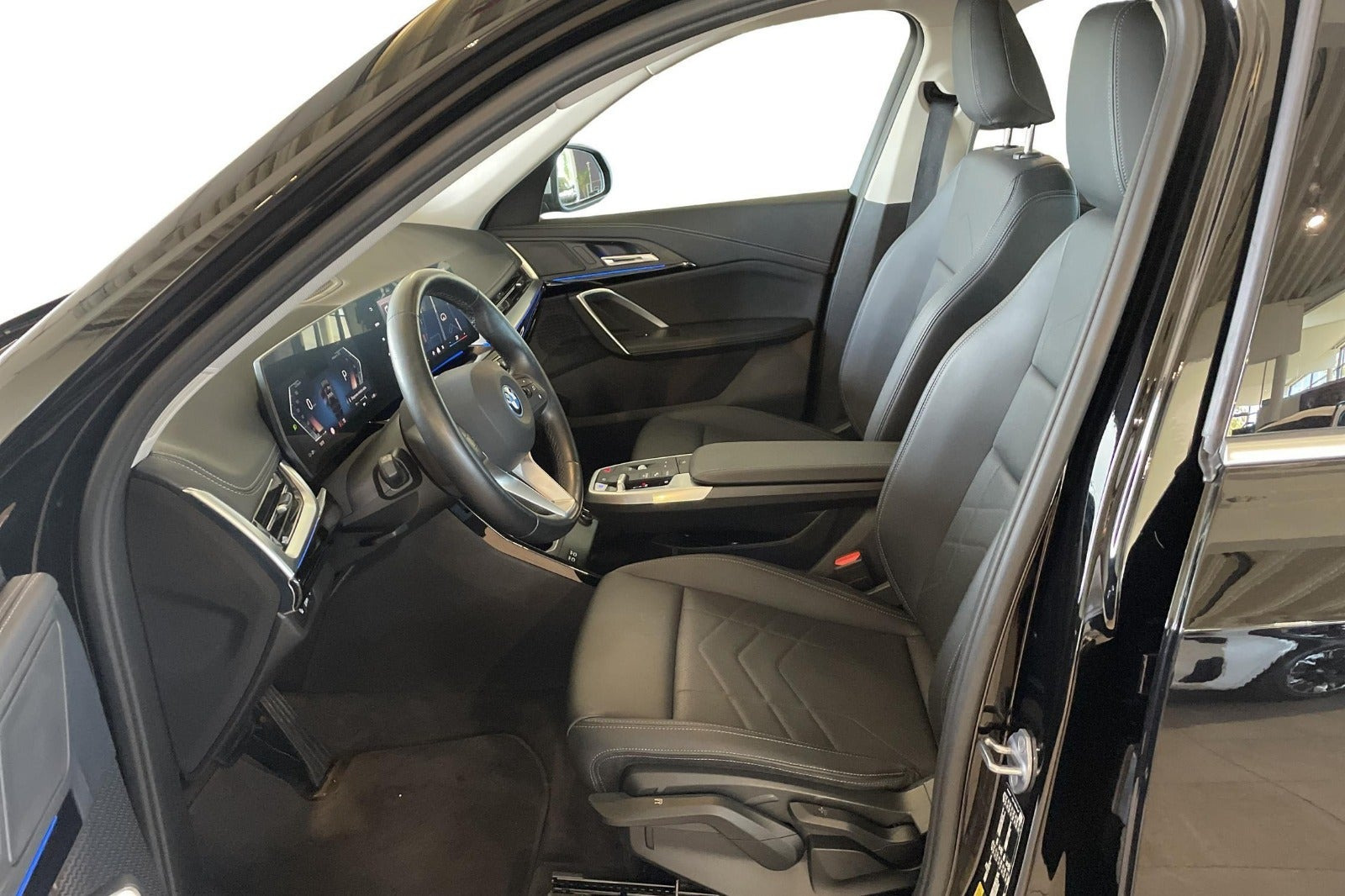 Sort BMW iX1 fra 2024