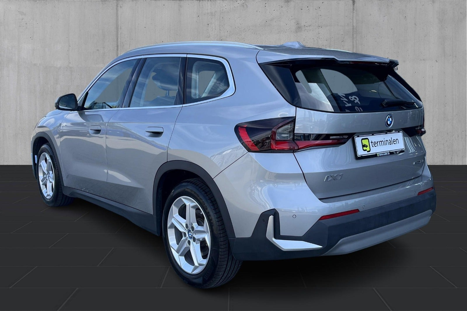 undefined BMW iX1 fra 2024