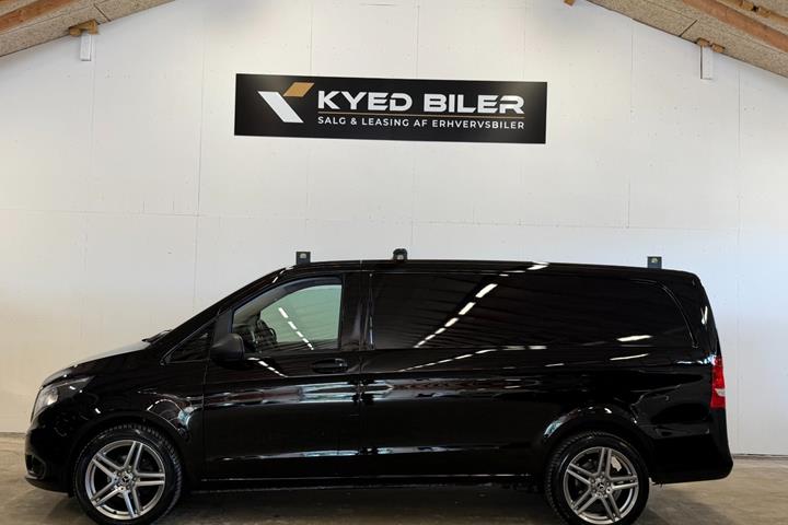 Sort Mercedes Vito 114 fra 2019