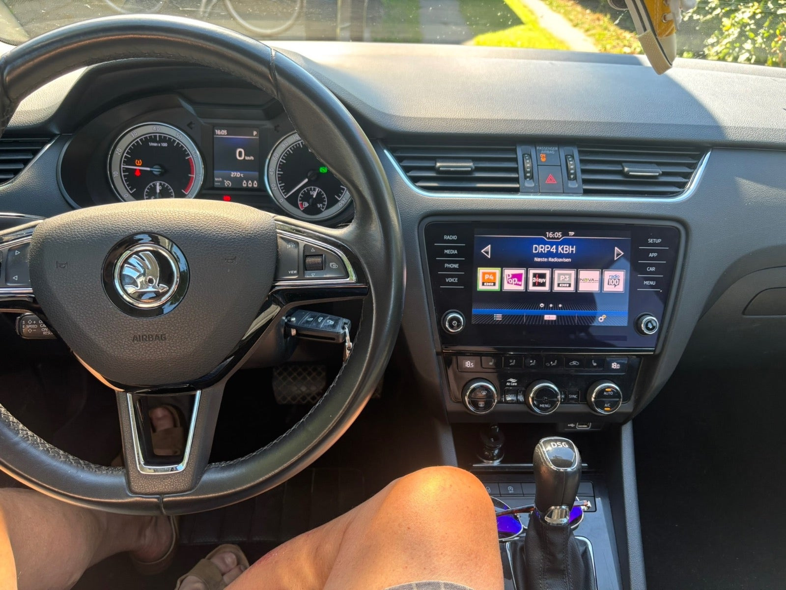 Grå Skoda Octavia fra 2019