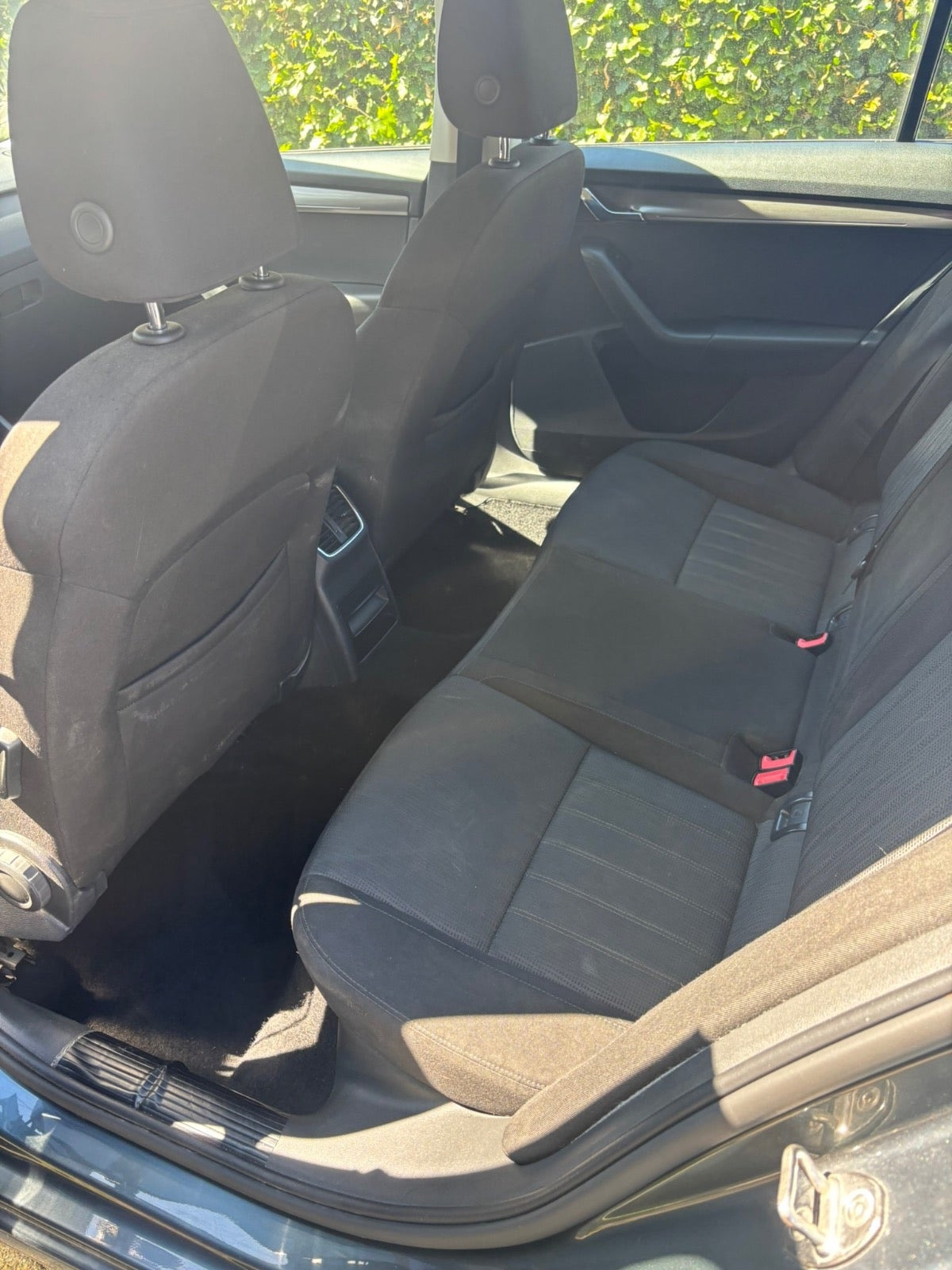 Grå Skoda Octavia fra 2019