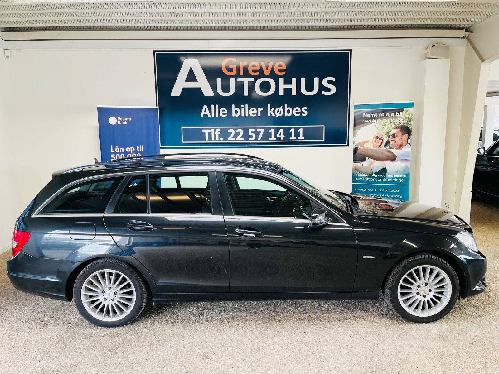 Sort Mercedes C180 fra 2011