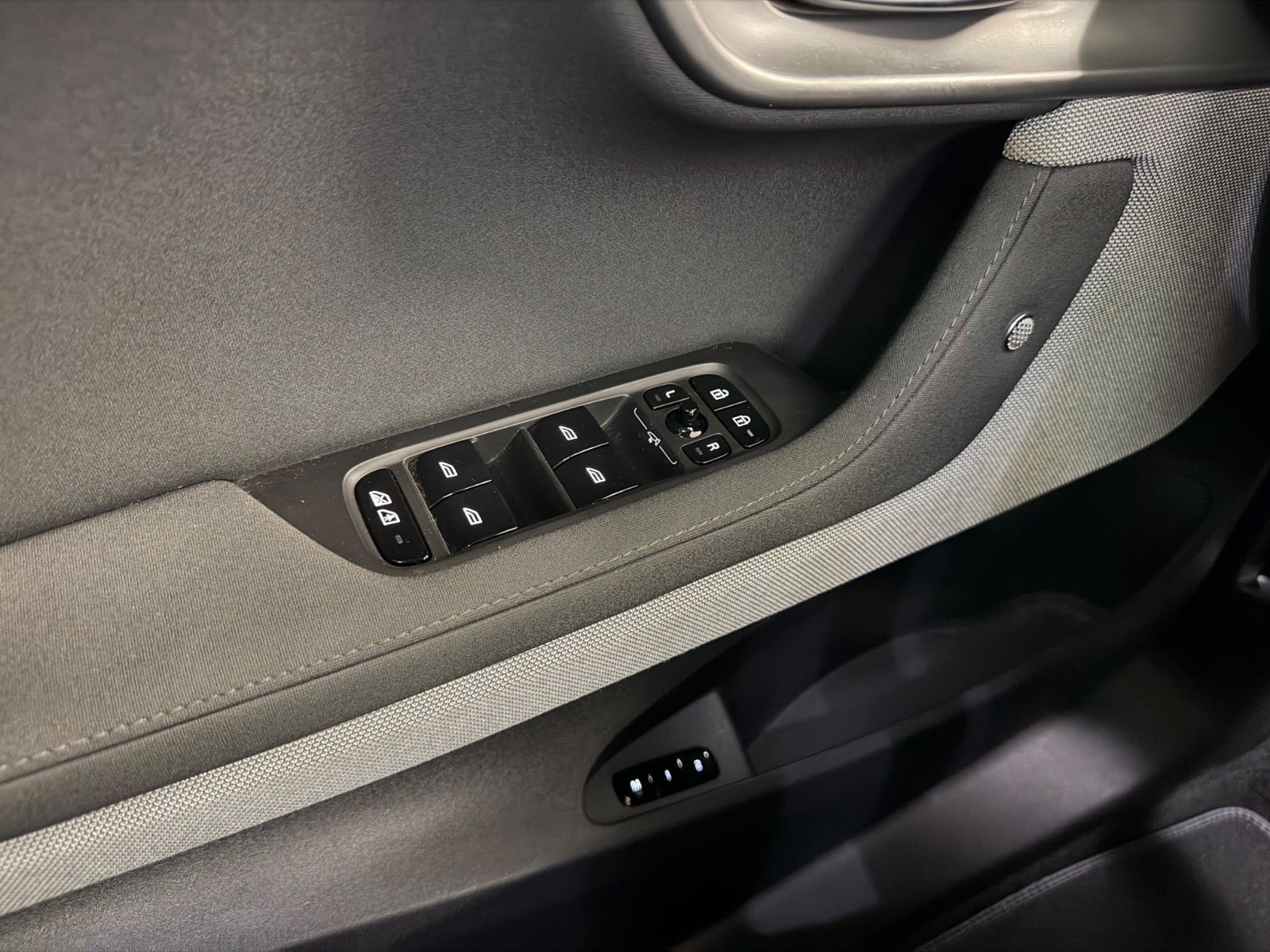 Hvid Polestar 2 fra 2022