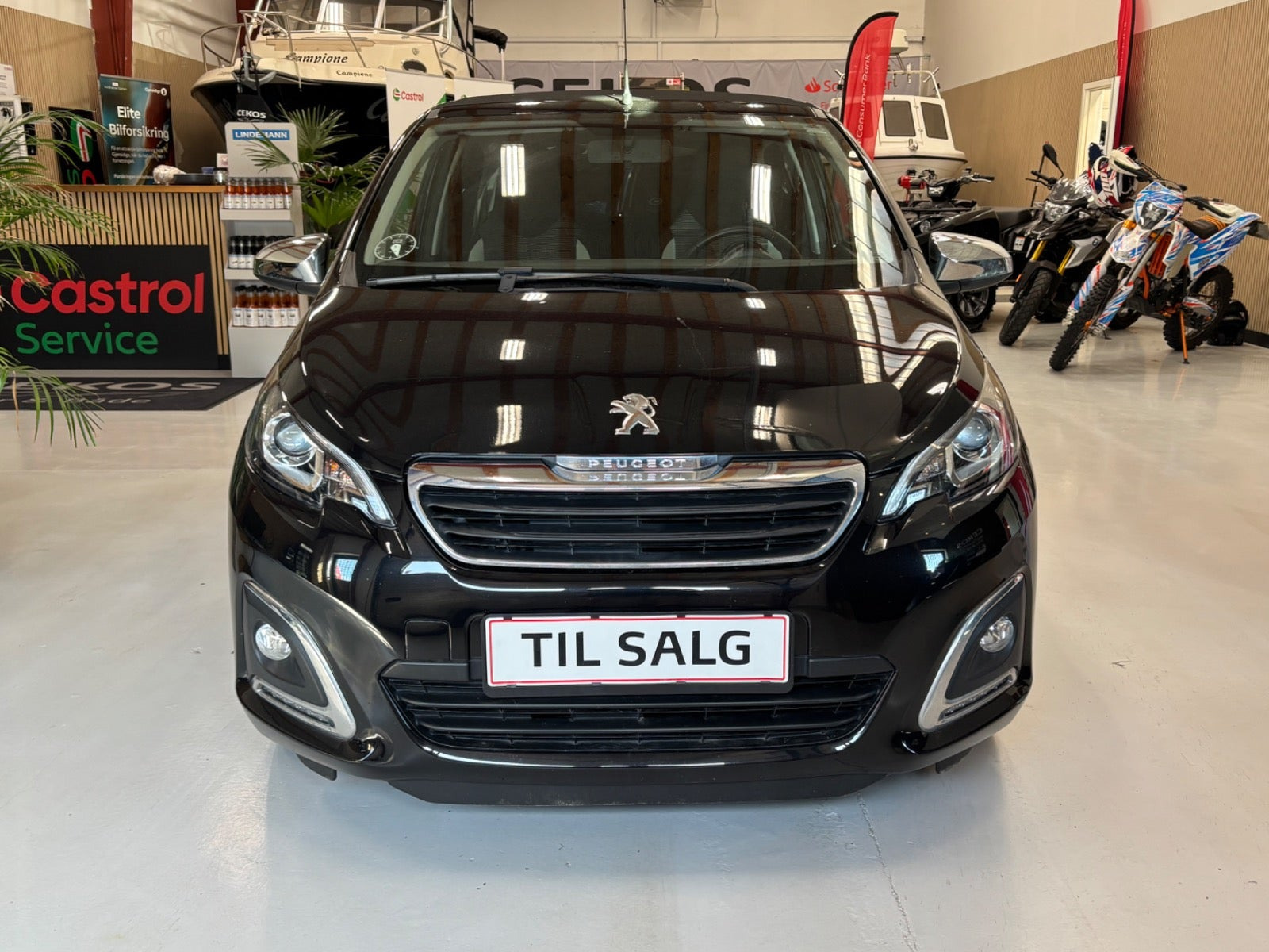 Sort Peugeot 108 fra 2017