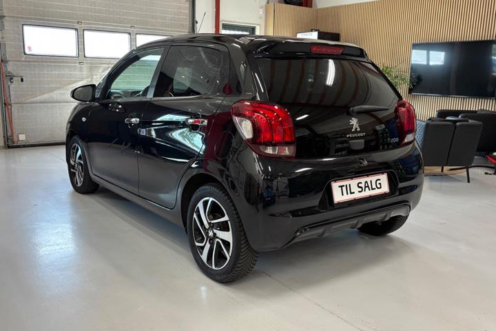 Sort Peugeot 108 fra 2017