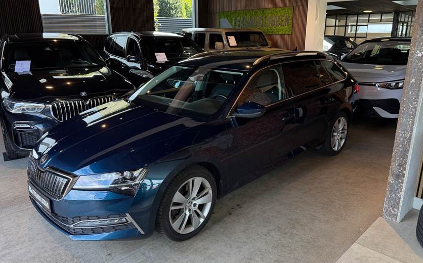 Skoda Superb 1,4 TSi iV Plus Combi DSG