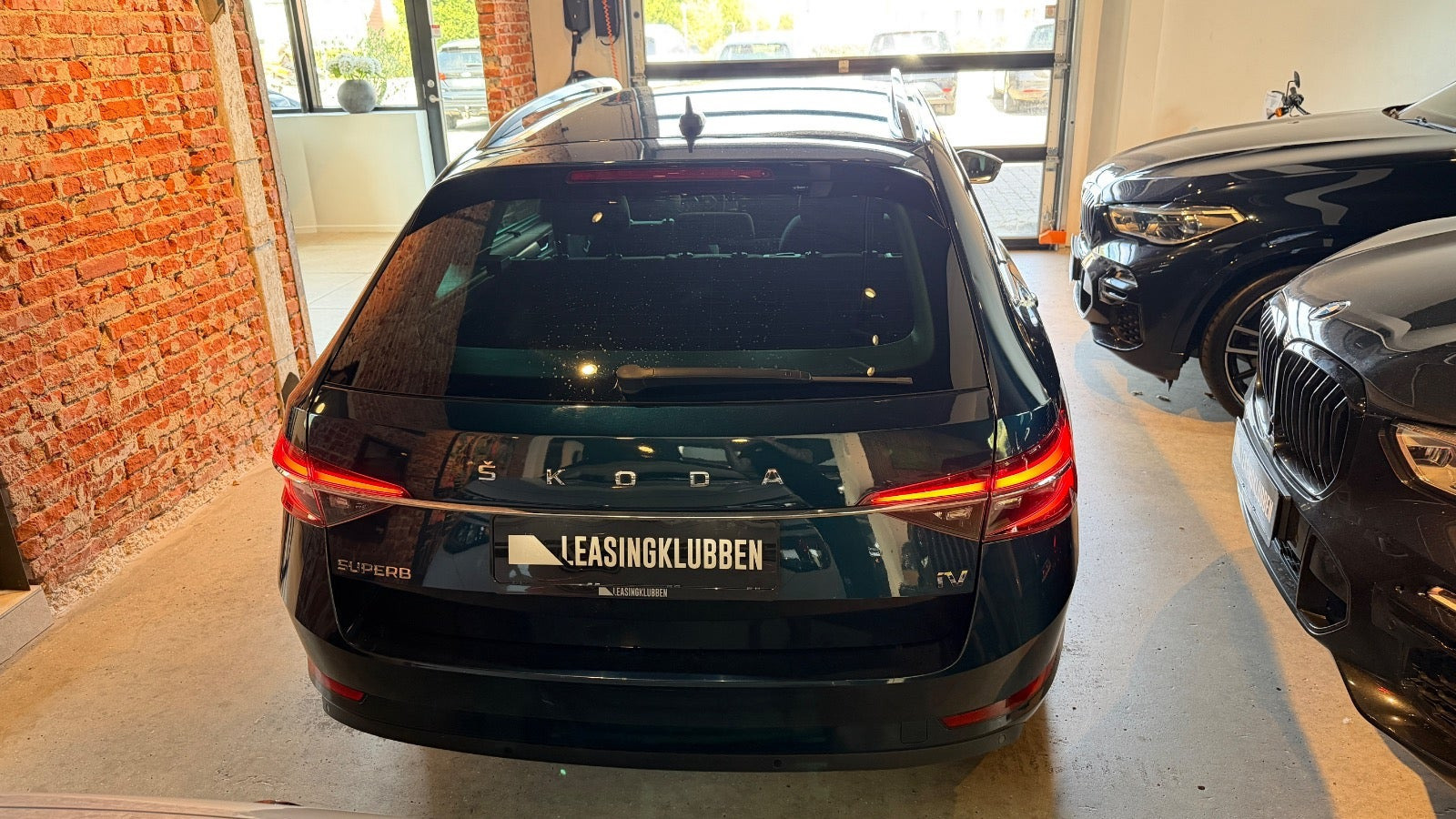 Grøn Skoda Superb fra 2020