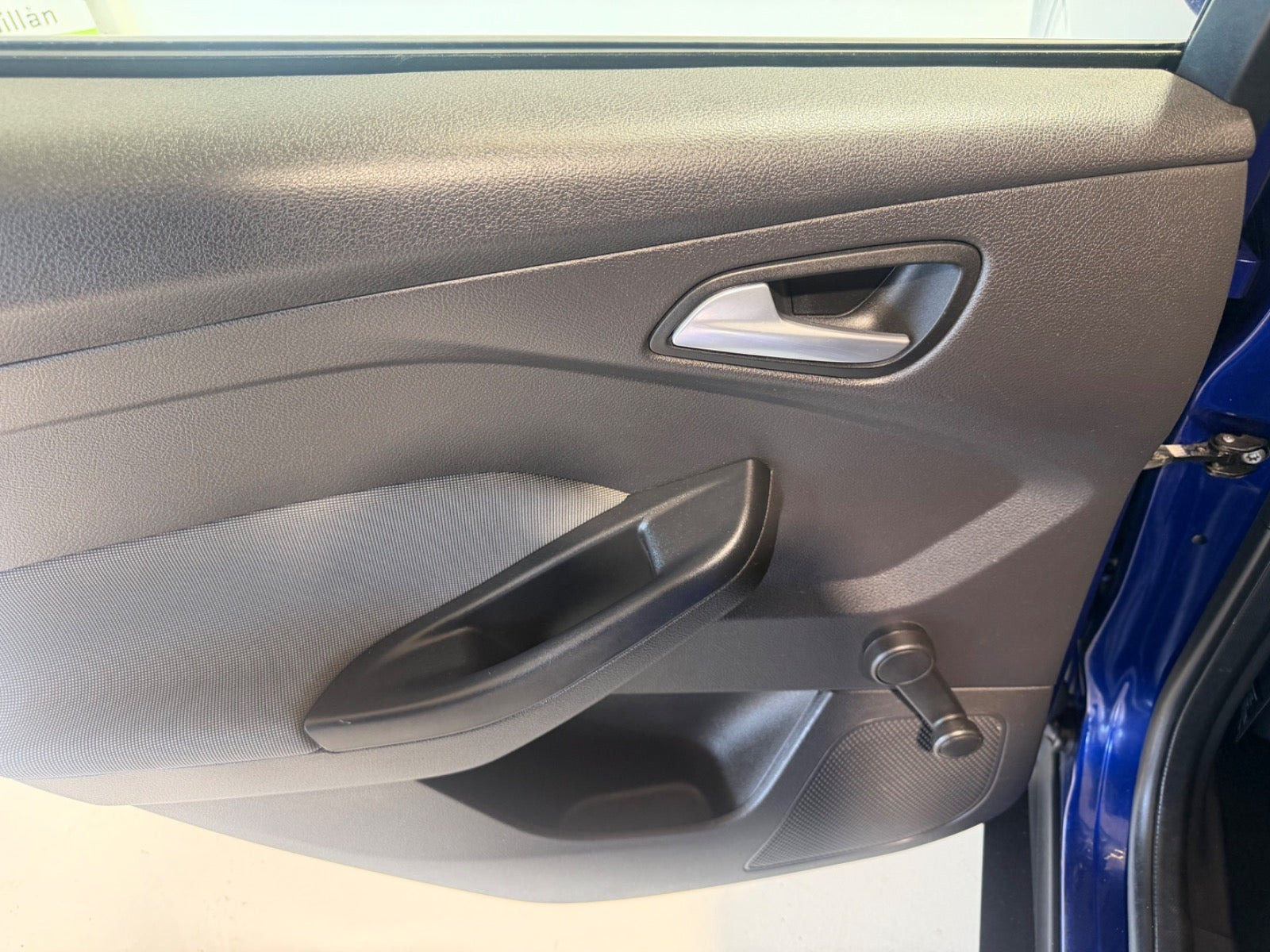 Blå Ford Focus fra 2014