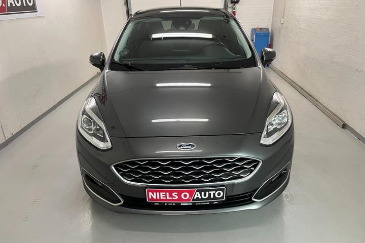 Grå Ford Fiesta fra 2018