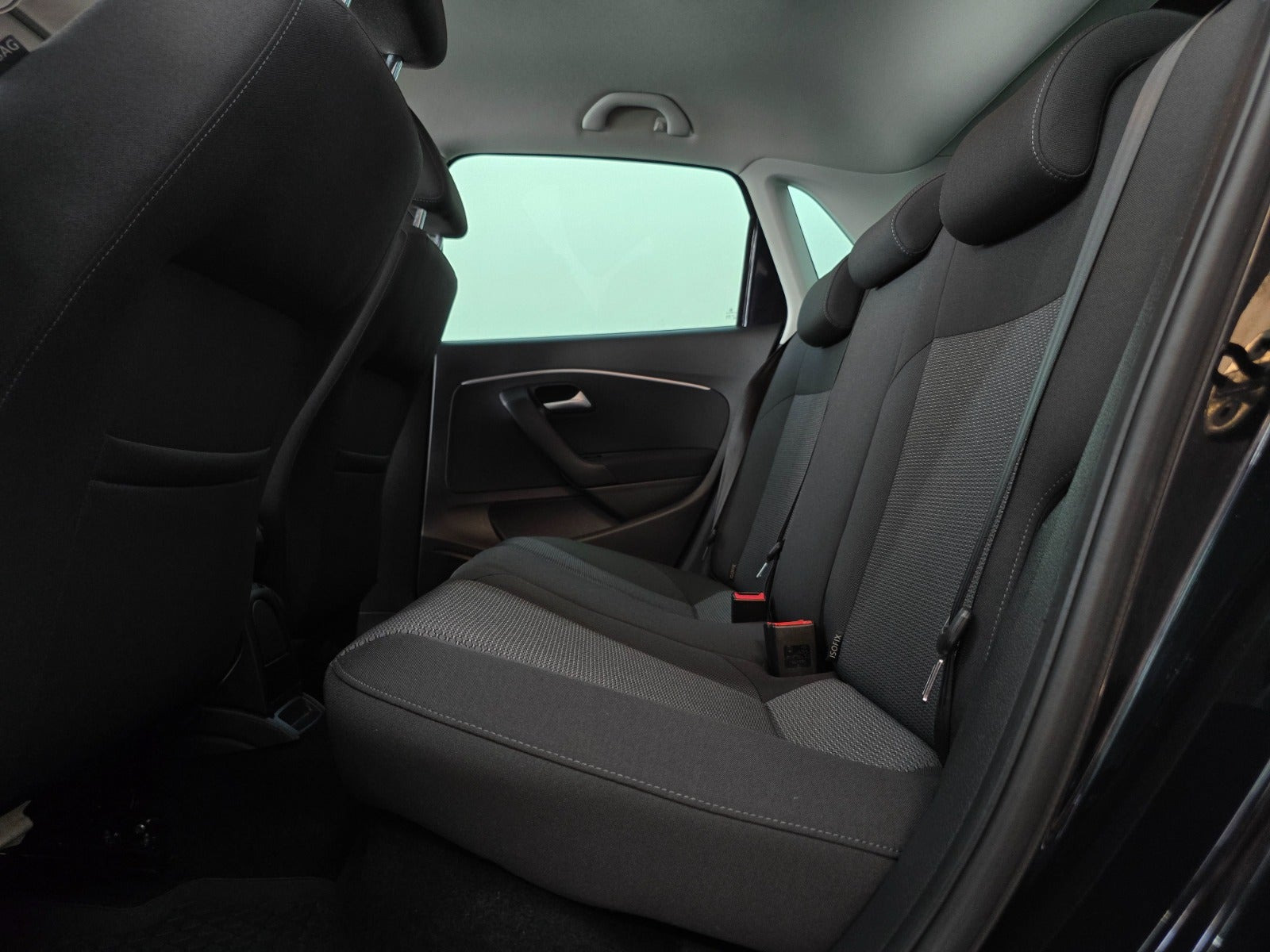 Sort VW Polo fra 2015