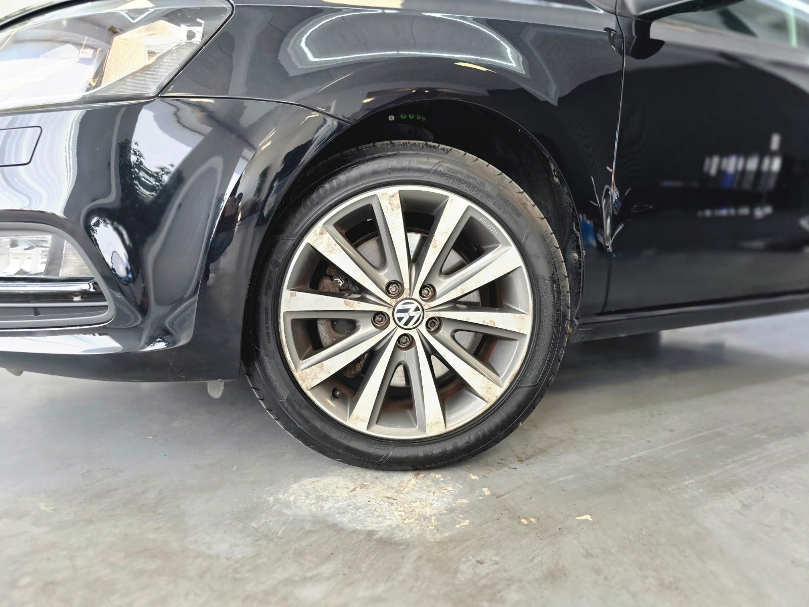 Sort VW Polo fra 2015