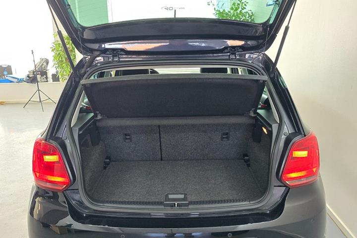 Sort VW Polo fra 2015