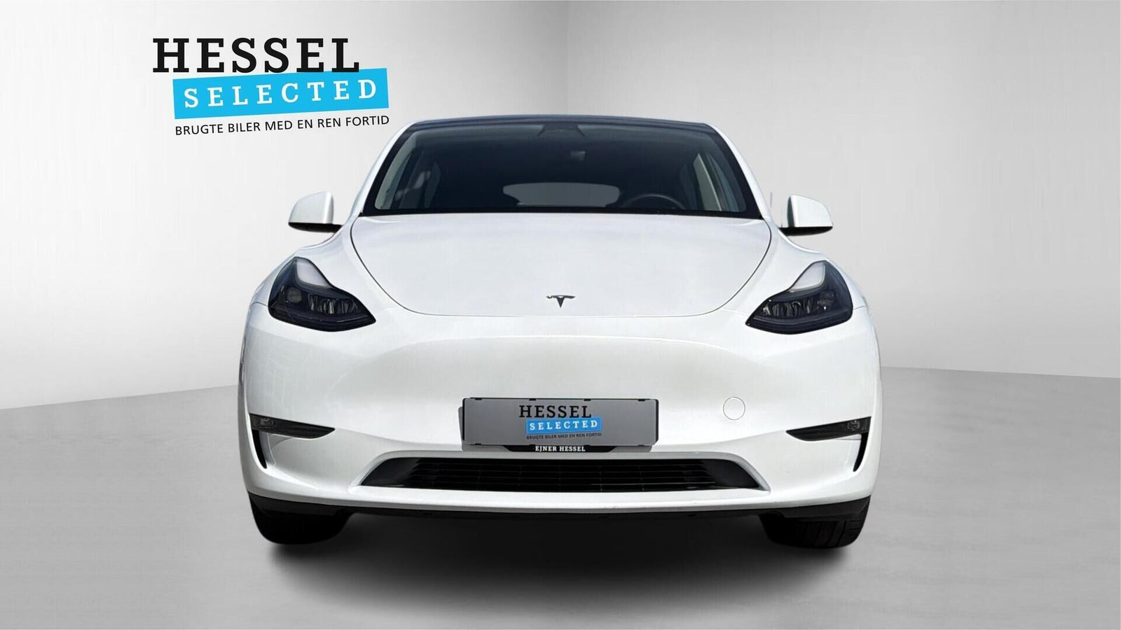 Hvid Tesla Model Y fra 2023