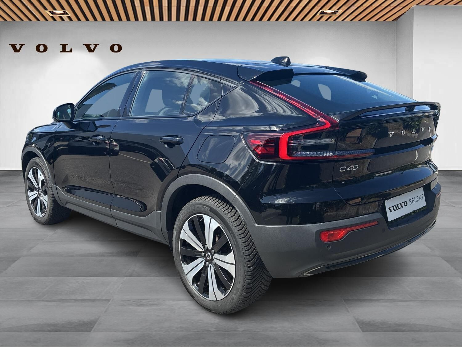 Sort Volvo C40 fra 2023