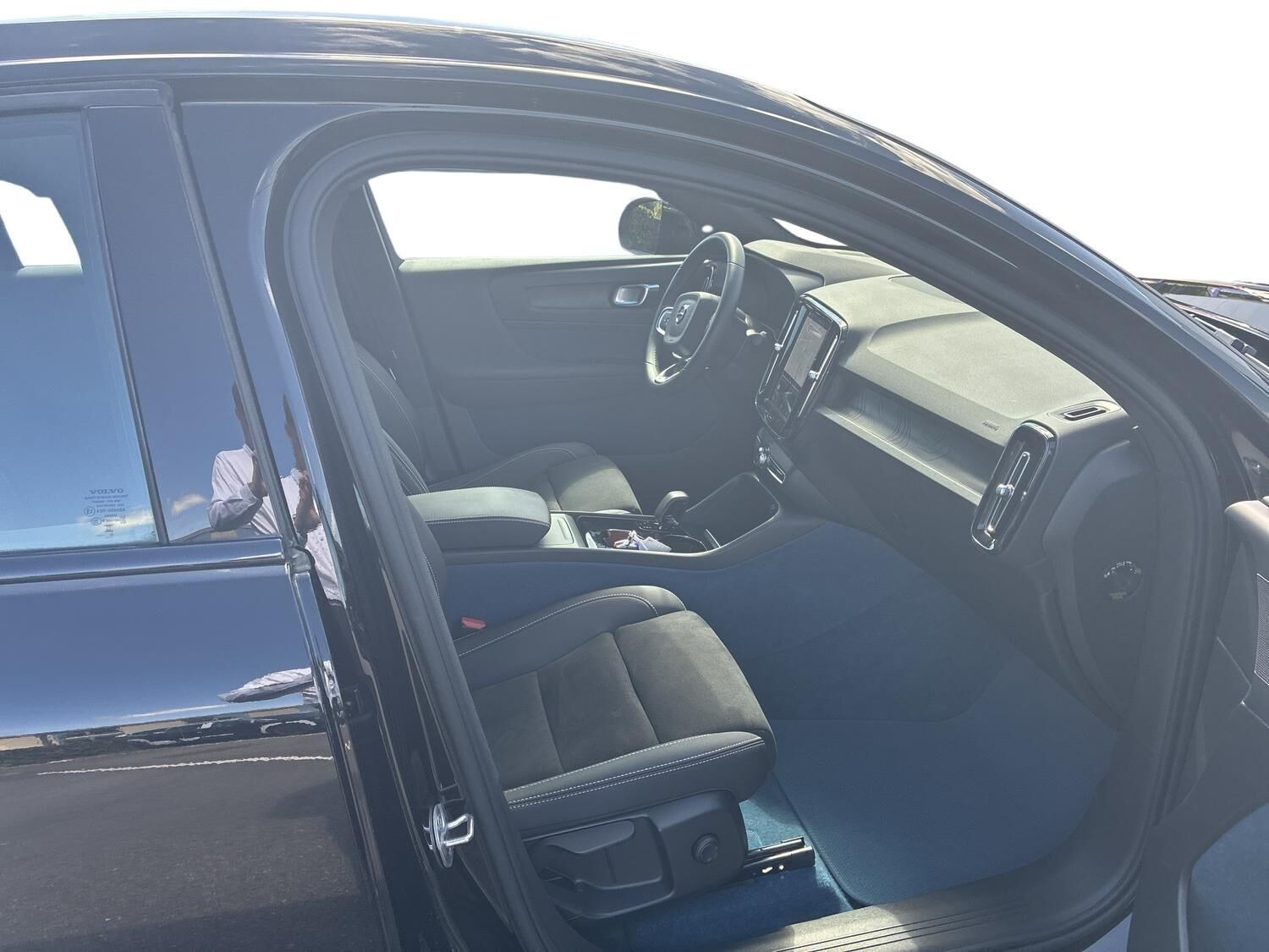 Sort Volvo C40 fra 2023