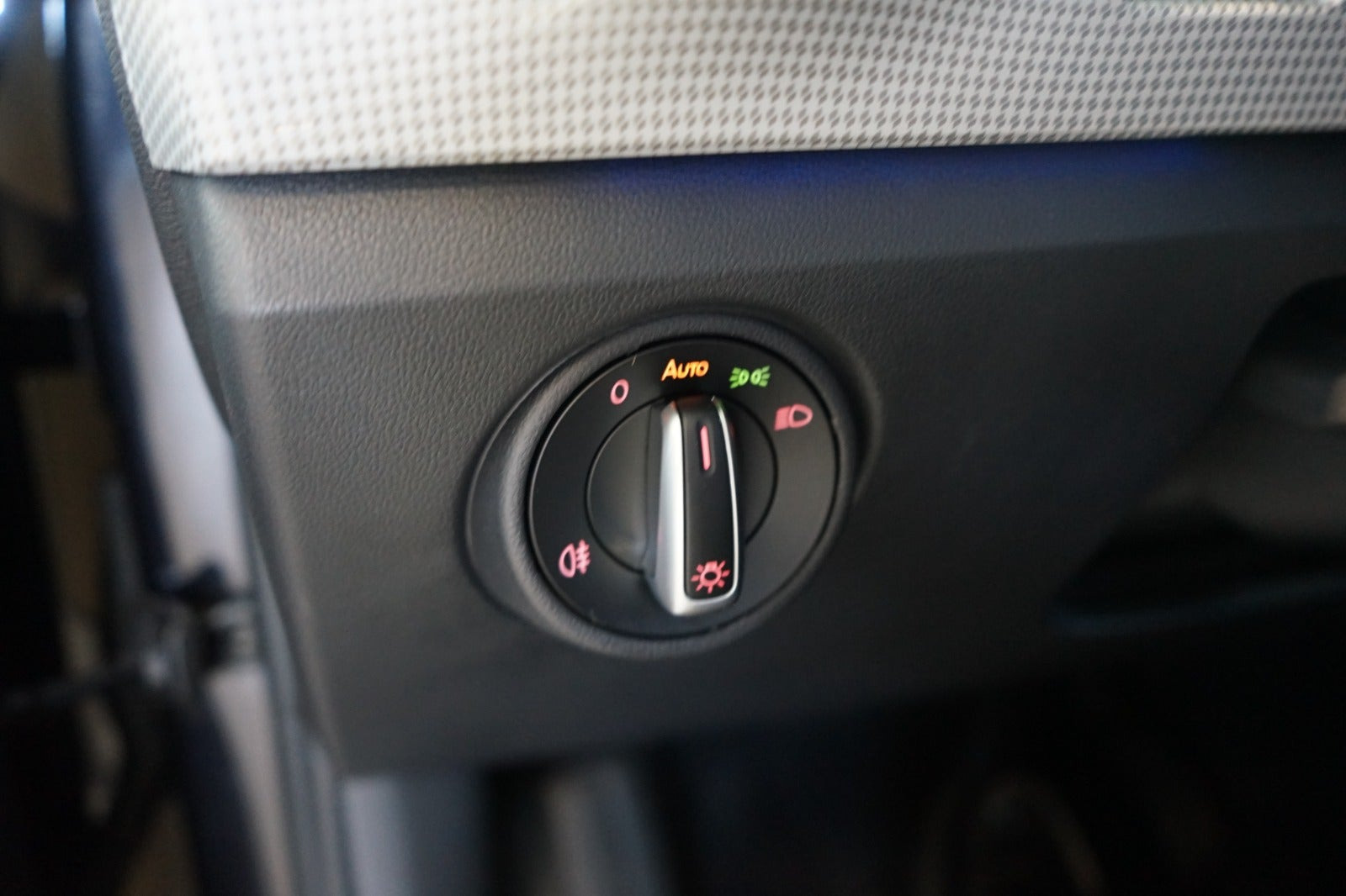 Sort VW E-UP! fra 2022