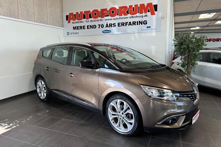 Brun Renault Grand Scenic IV fra 2017 set udefra