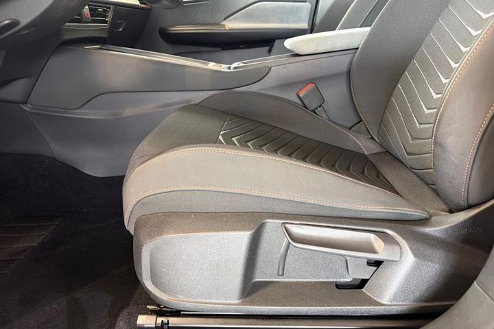 Sort Cupra Born fra 2024