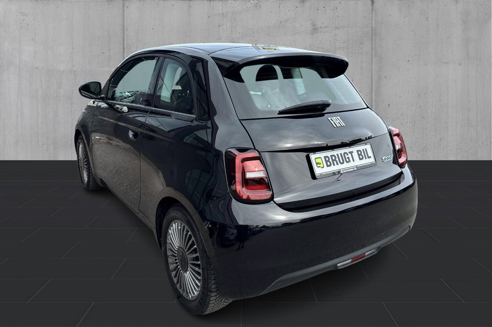 Sort Fiat 500e fra 2023