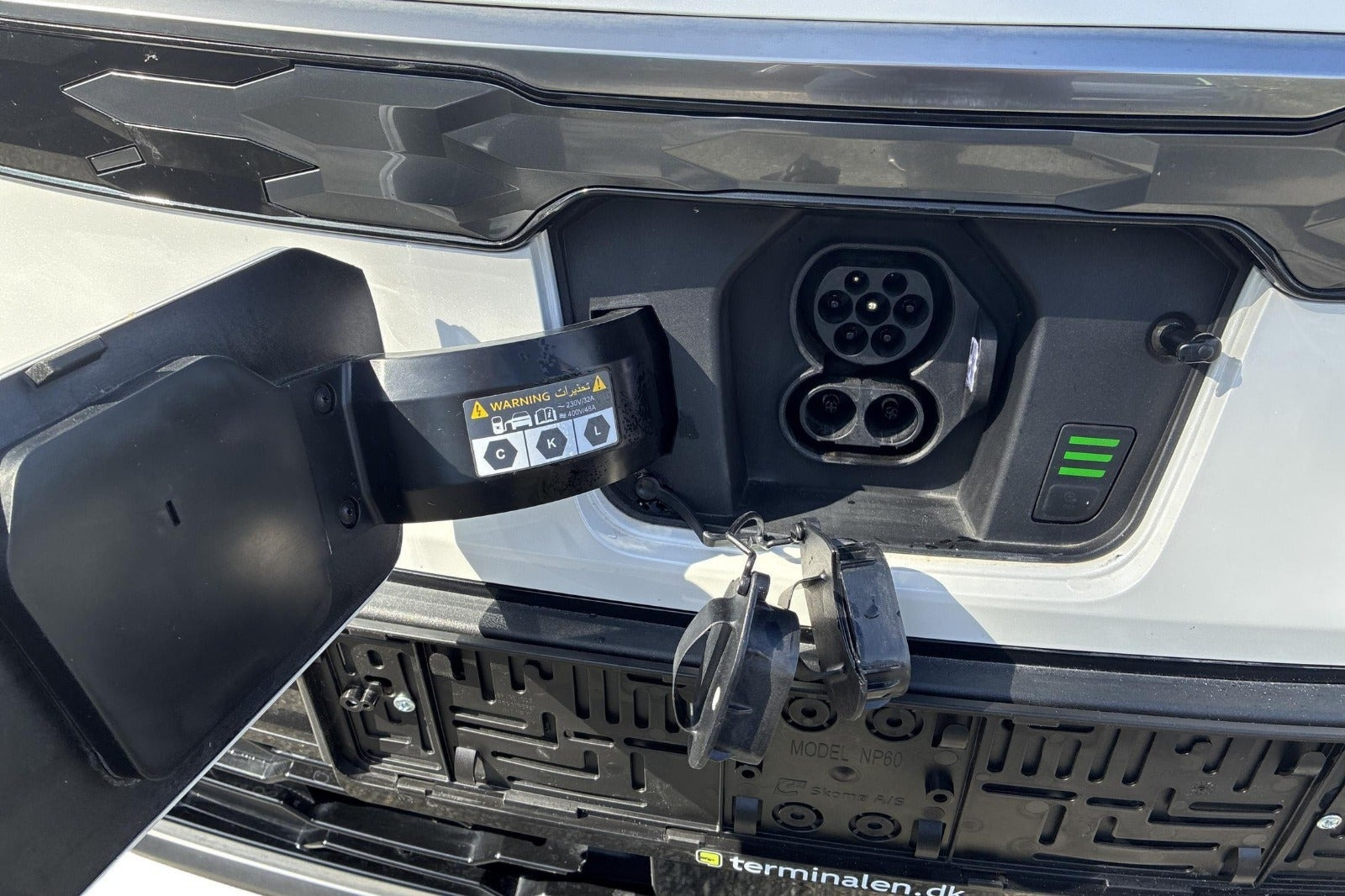 Hvid Kia Niro fra 2025