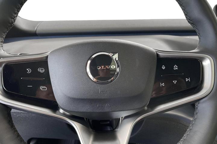 Hvid Volvo EX30 fra 2024