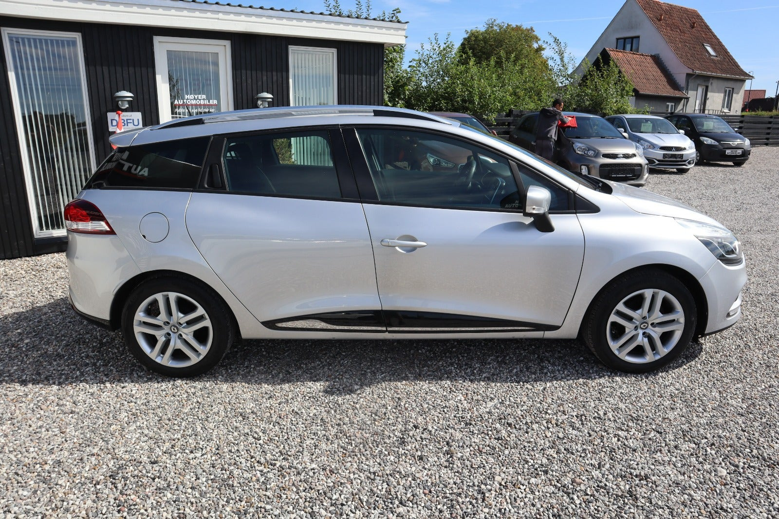 Sølv Renault Clio IV fra 2017