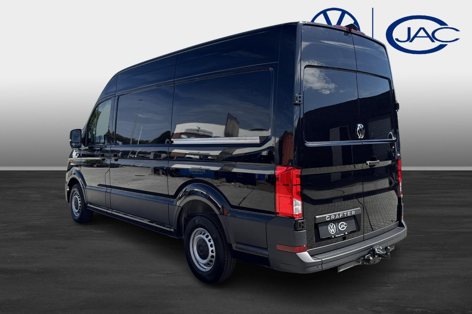 Sort VW Crafter 35 fra 2026