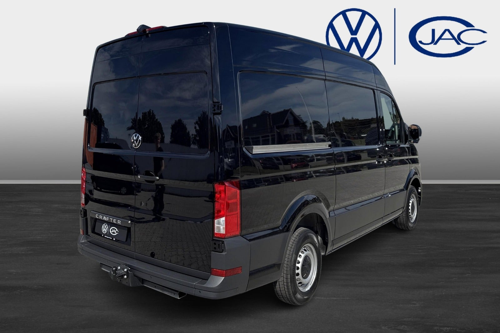 Sort VW Crafter 35 fra 2026