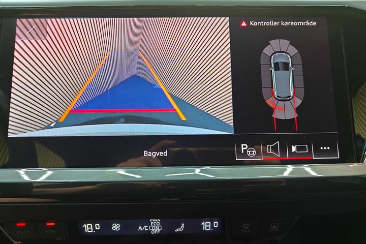 Hvid Audi Q4 e-tron fra 2023