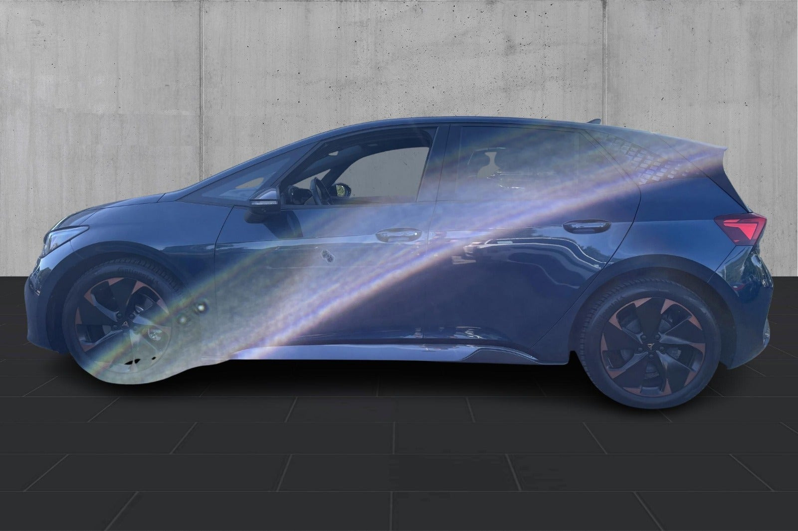 Blå Cupra Born fra 2024