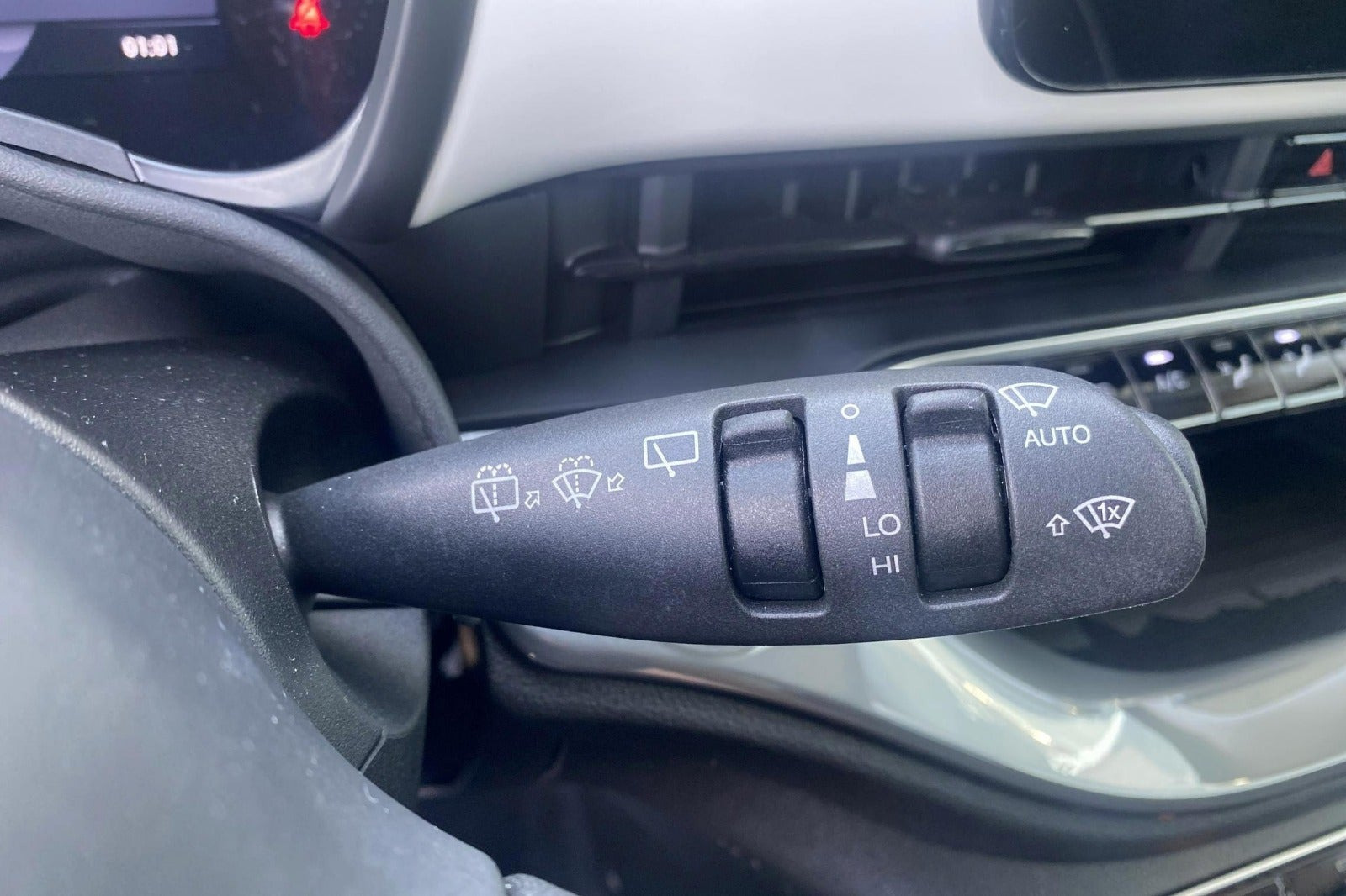 Hvid Fiat 500e fra 2023
