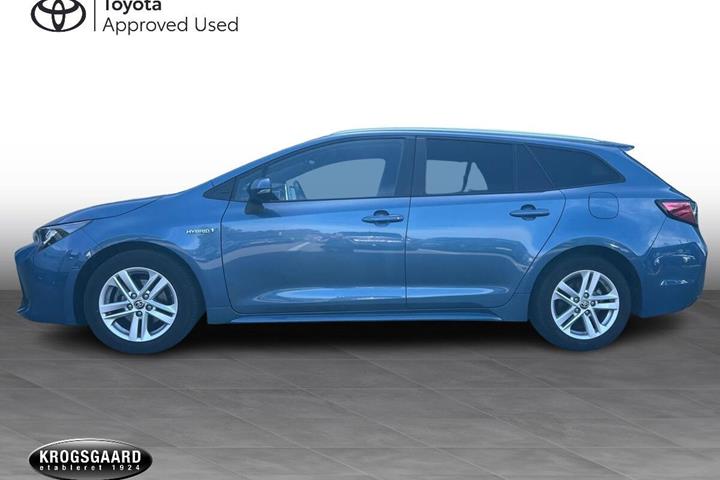 Blå Toyota Corolla fra 2021