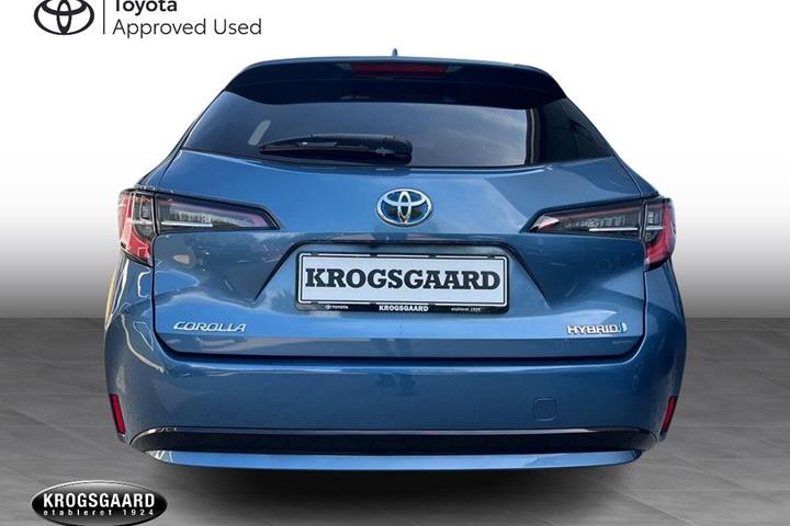 Blå Toyota Corolla fra 2021