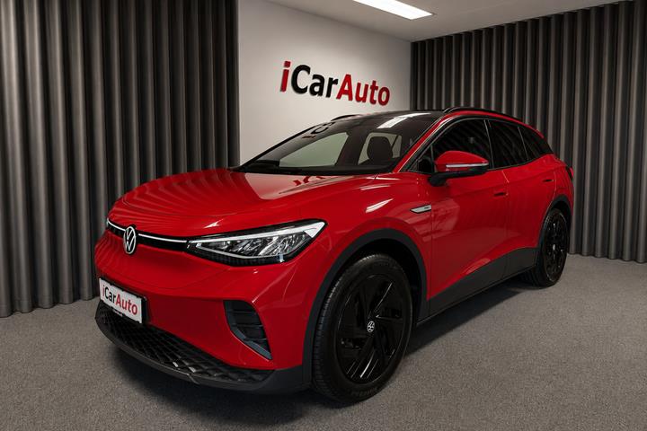 Rød VW ID.4 fra 2023 set udefra