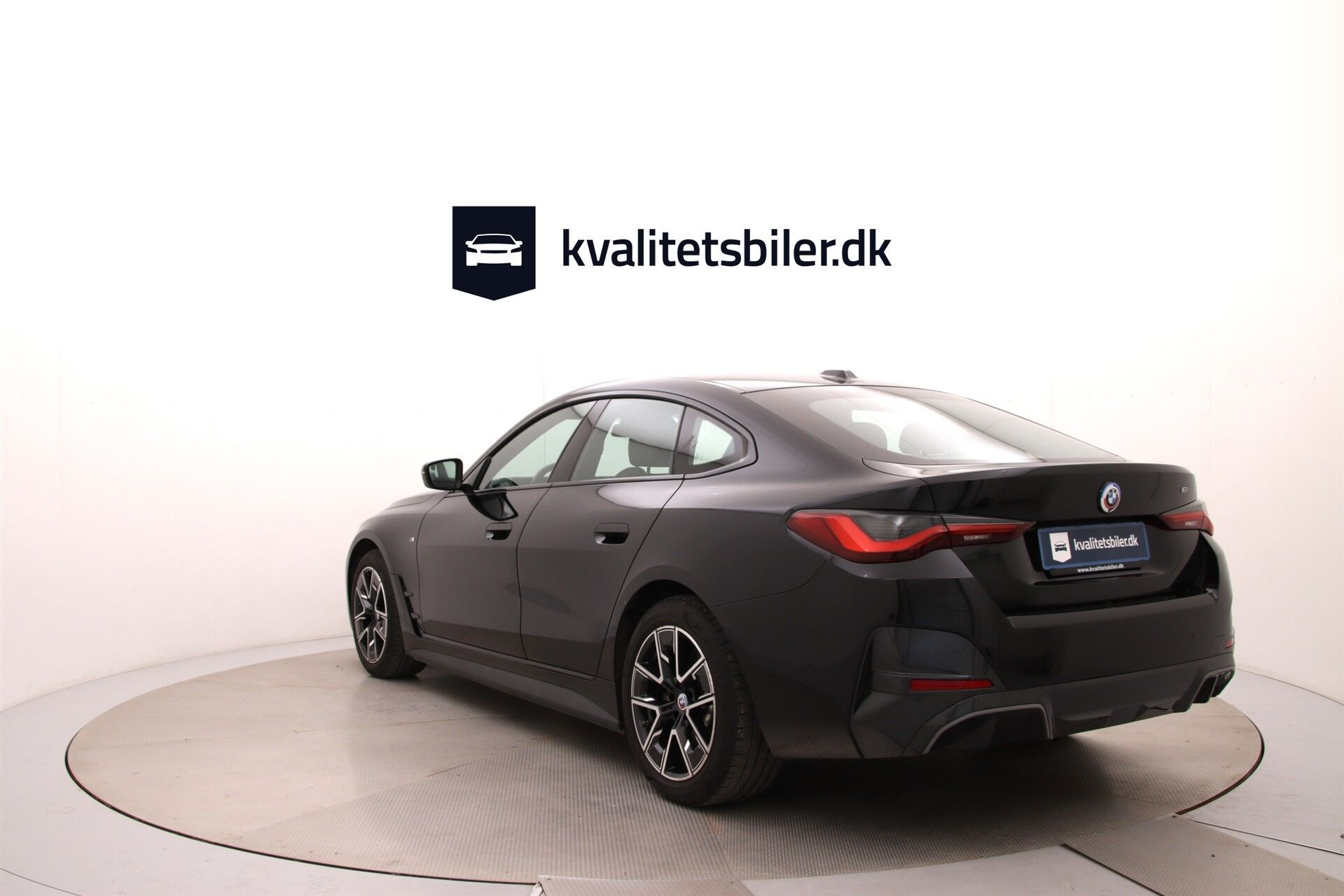 Sort BMW i4 fra 2022