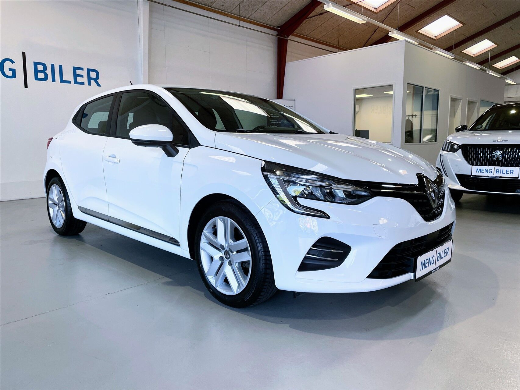 Hvid Renault Clio fra 2021