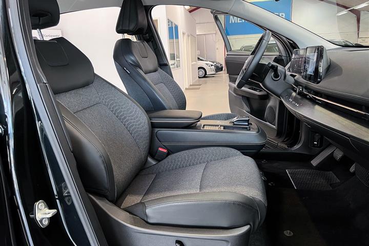 Grøn Nissan Ariya fra 2025