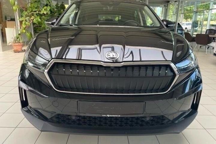 Sort Skoda Enyaq fra 2023