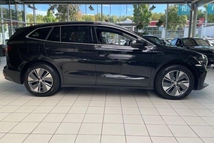 Sort Skoda Enyaq fra 2023