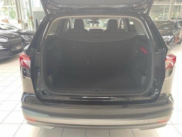 Sort Skoda Enyaq fra 2023