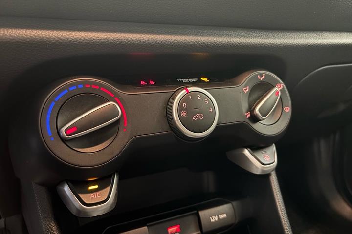 Hvid Kia Picanto fra 2021