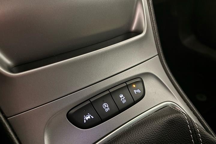 Grå Opel Astra fra 2018