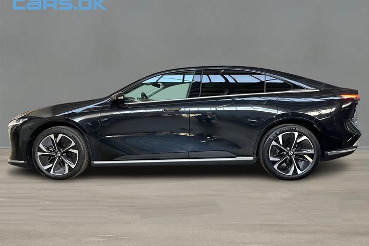 Sort Mazda 6e fra 2026