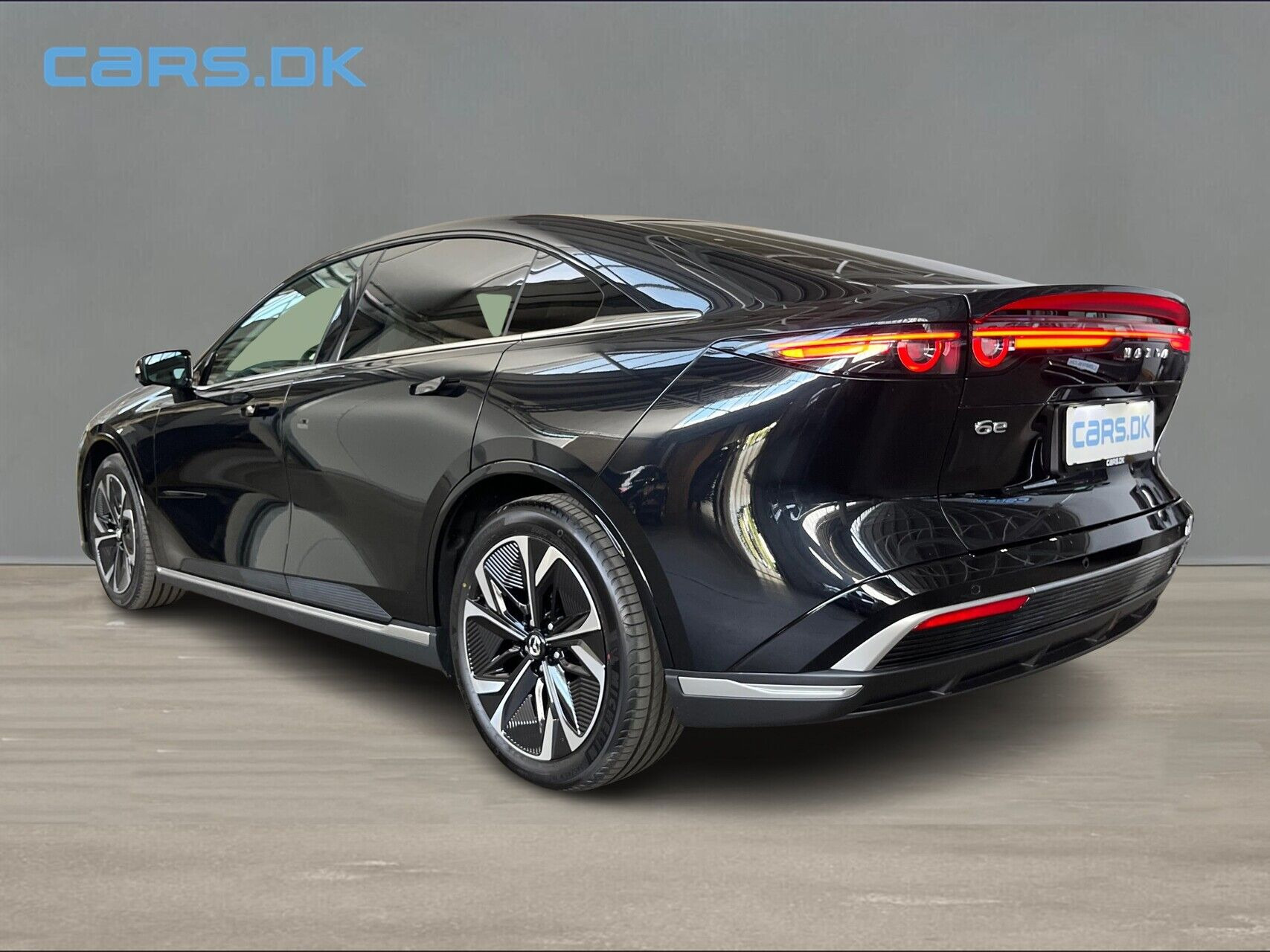 Sort Mazda 6e fra 2026